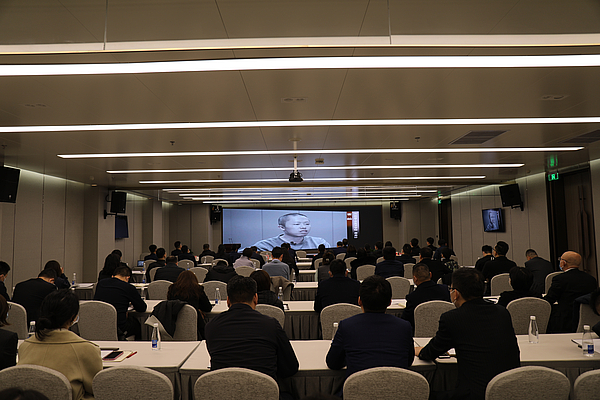 M16A5865.JPG M16A5865.JPG