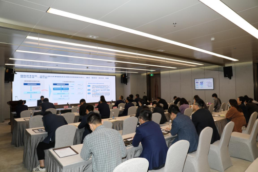 bet365官网
开展第九期“研习堂”培训